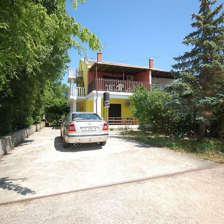 Apartments Juric By El-Pi Tours Njivice Exterior photo